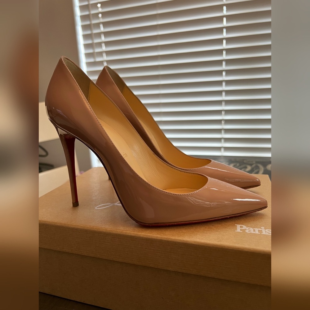 Brand new Kate Christian Louboutin pumps